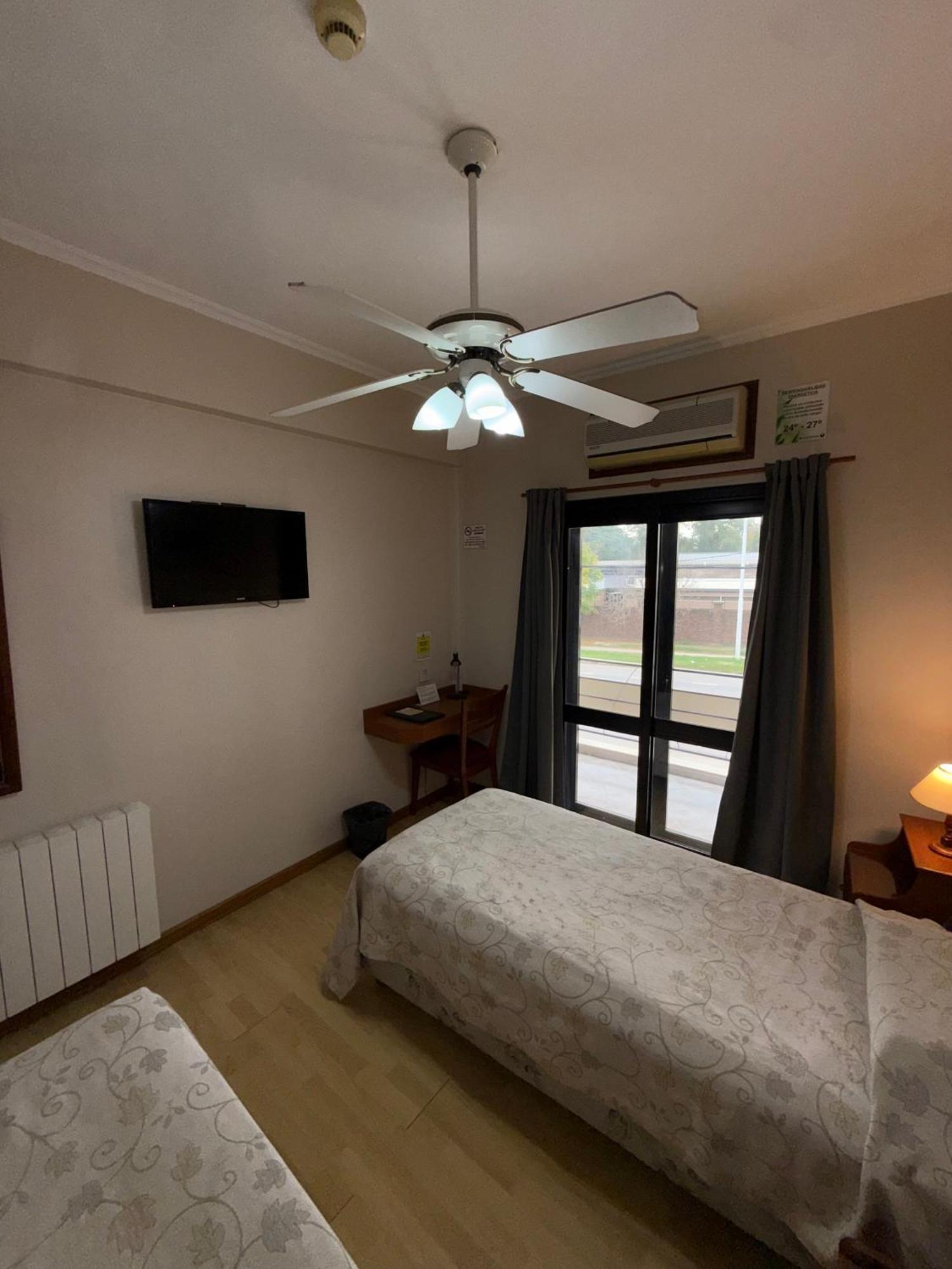 Hotel Escala Uno Santo Tomé Dış mekan fotoğraf